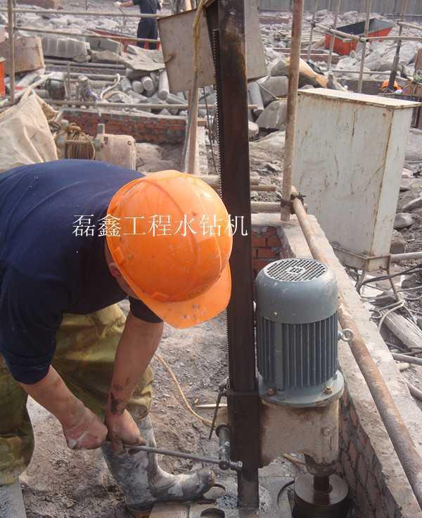 挖孔樁鉆孔機(jī)，獨(dú)立基礎(chǔ)鉆樁機(jī)，獨(dú)立基礎(chǔ)水鉆機(jī)