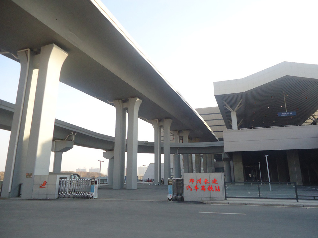 中碩建筑工程清水混凝土修補